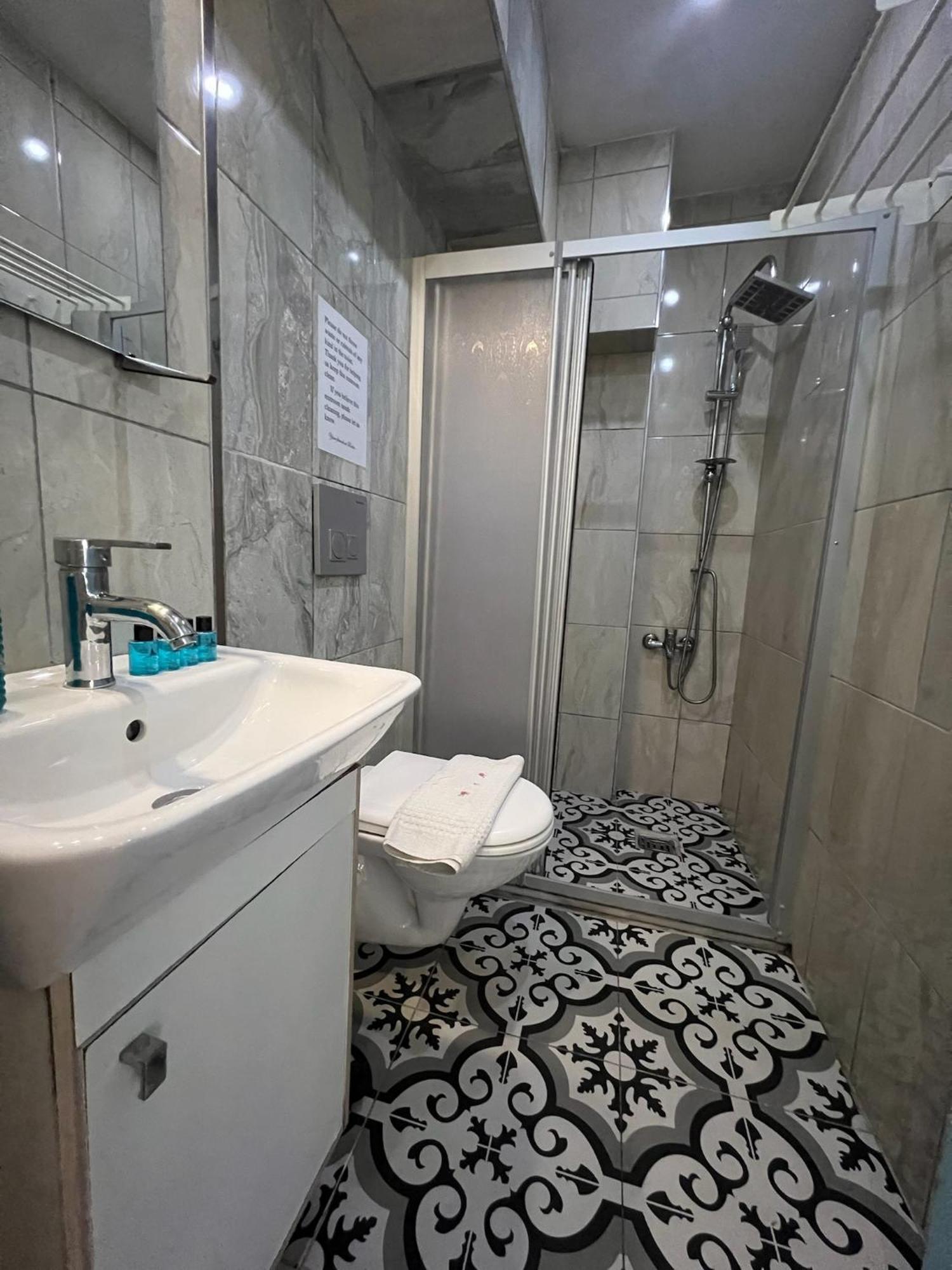 Rodin Hostel Istanbul Ngoại thất bức ảnh