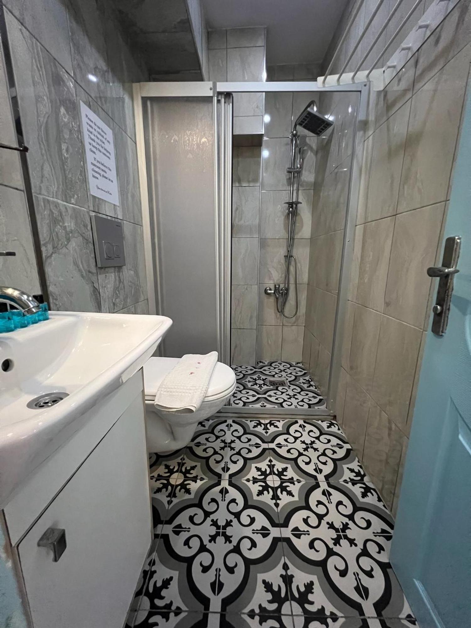 Rodin Hostel Istanbul Ngoại thất bức ảnh